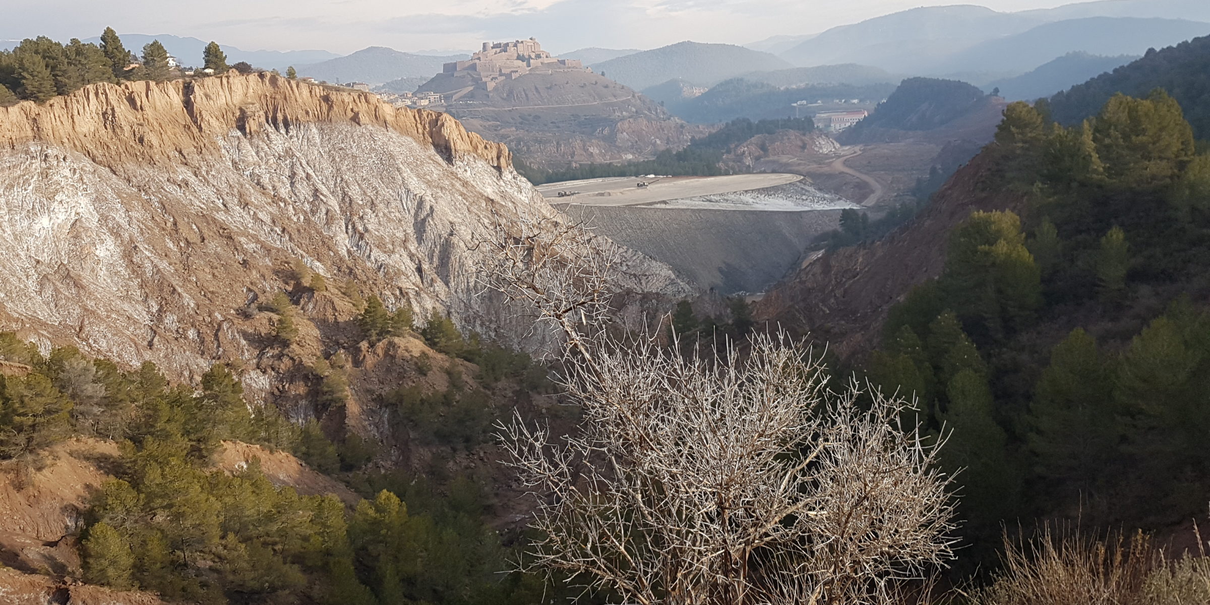 Hiking Pyrenees cardona 2